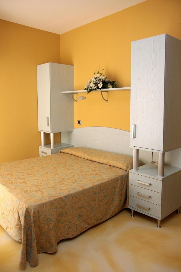 Hotel La Tartaruga Roseto Degli Abruzzi Bagian luar foto